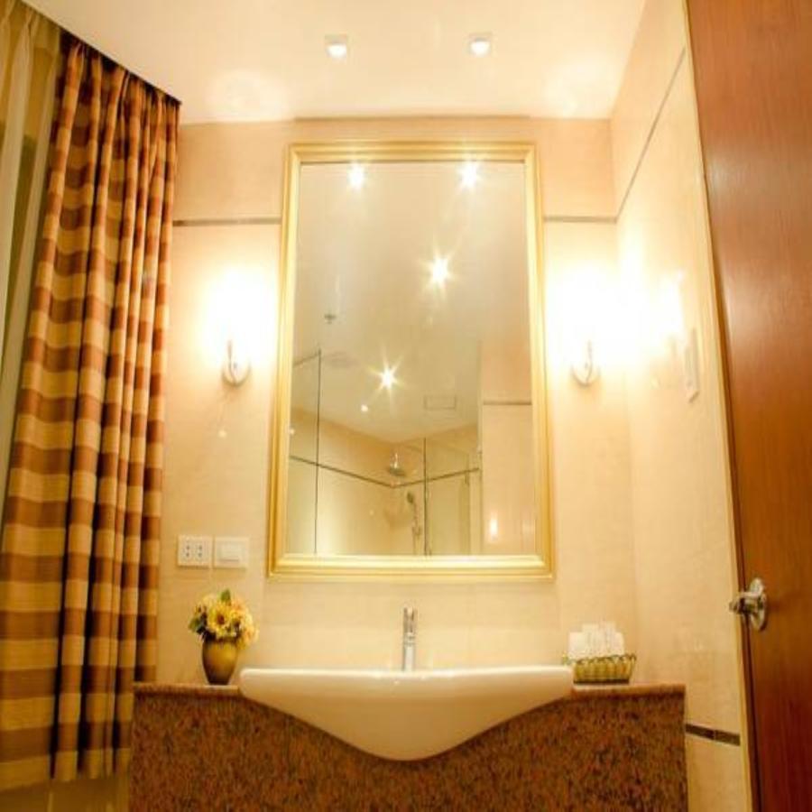 Royal Garden Hotel Ozamiz Exterior foto